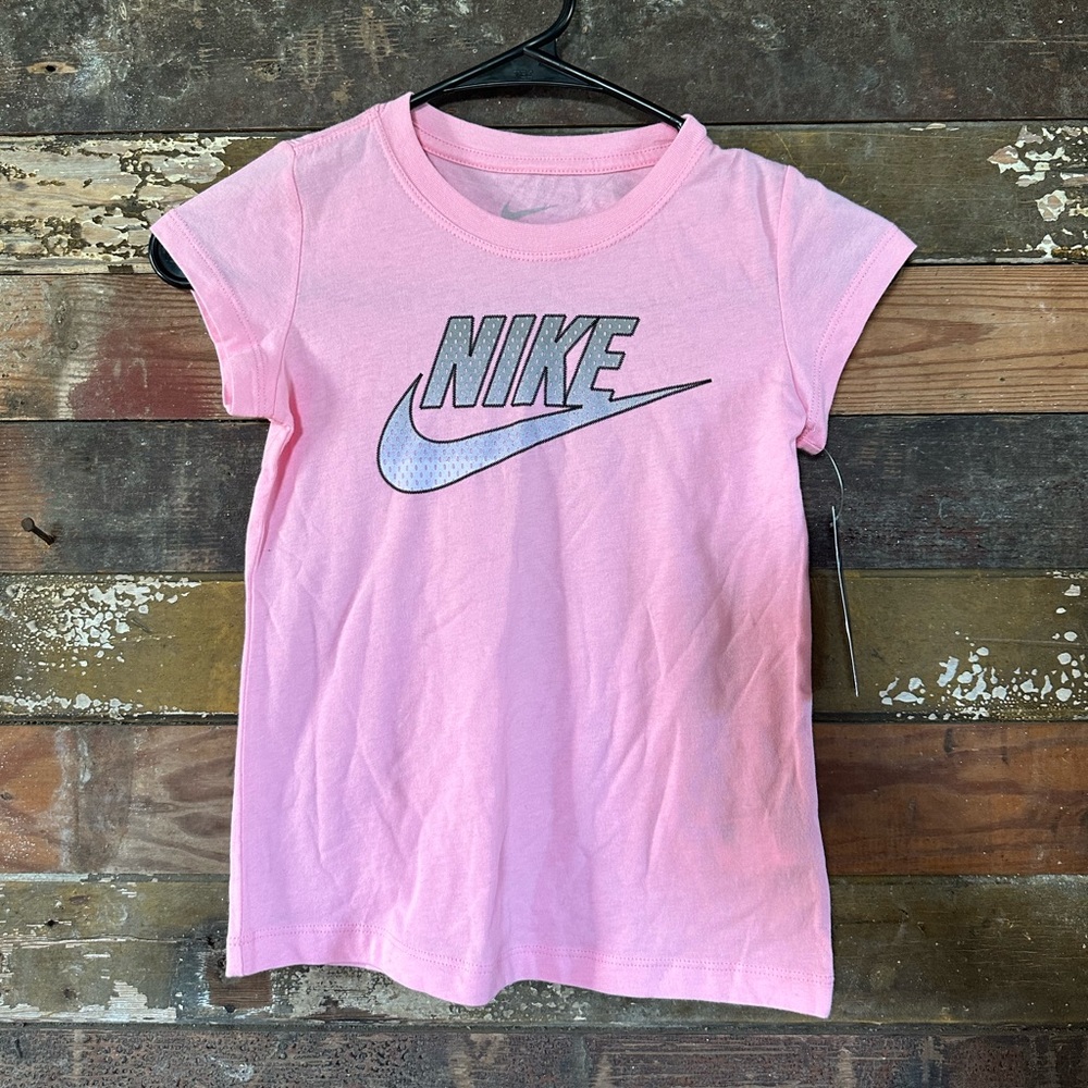 NWT Nike Graphic Tee - Girls’ Size 6X